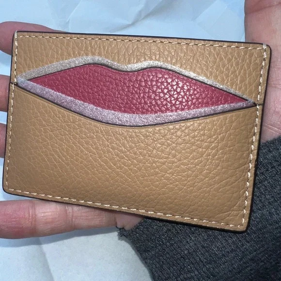 Coach Slim Card Holder Wallet Beige Leather Pink Lips Logo Signature - Picture 5 of 6